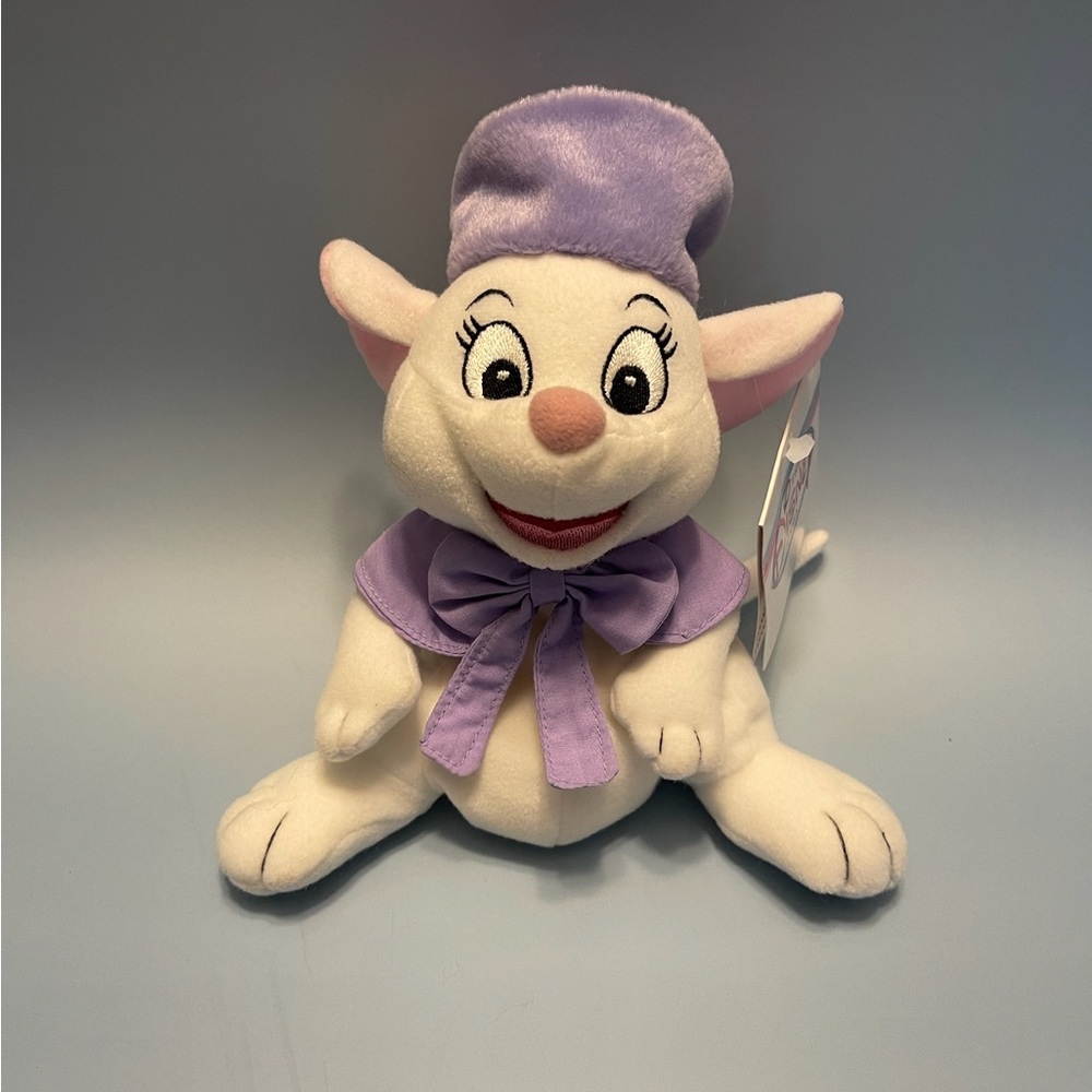 Disney’s The Rescuers plush set - Picture 2 of 10